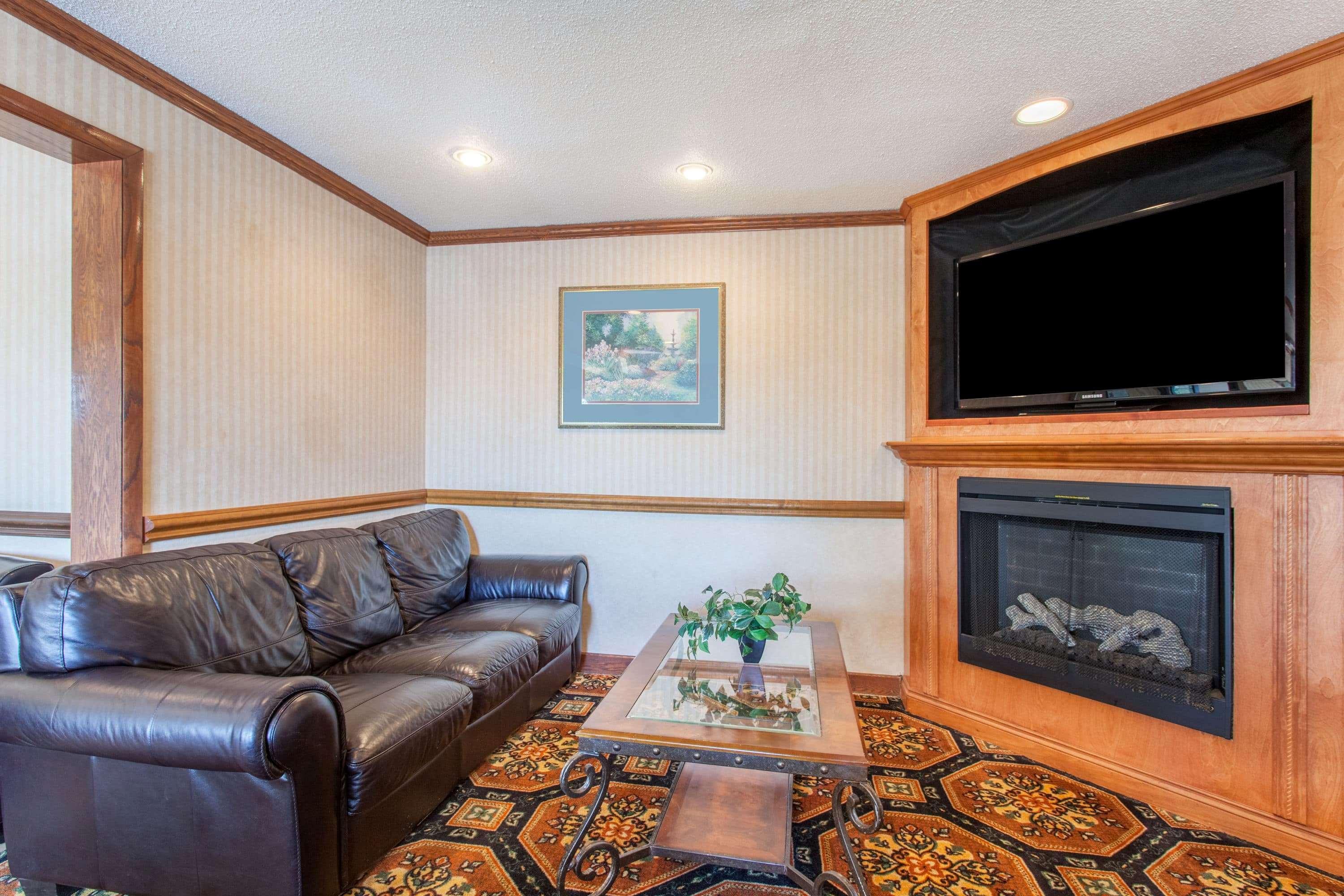 Baymont By Wyndham Detroit/Roseville Zewnętrze zdjęcie
