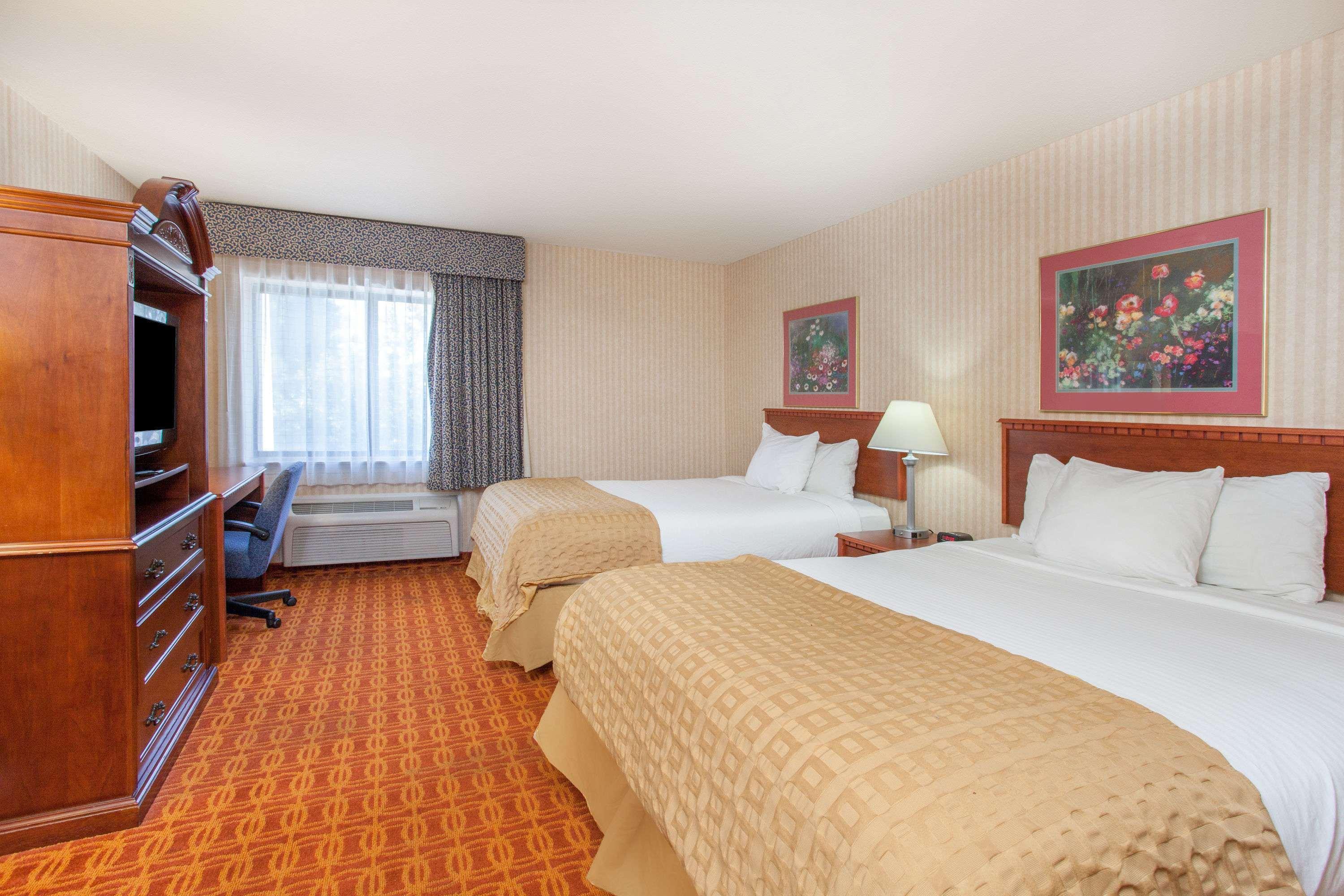 Baymont By Wyndham Detroit/Roseville Zewnętrze zdjęcie